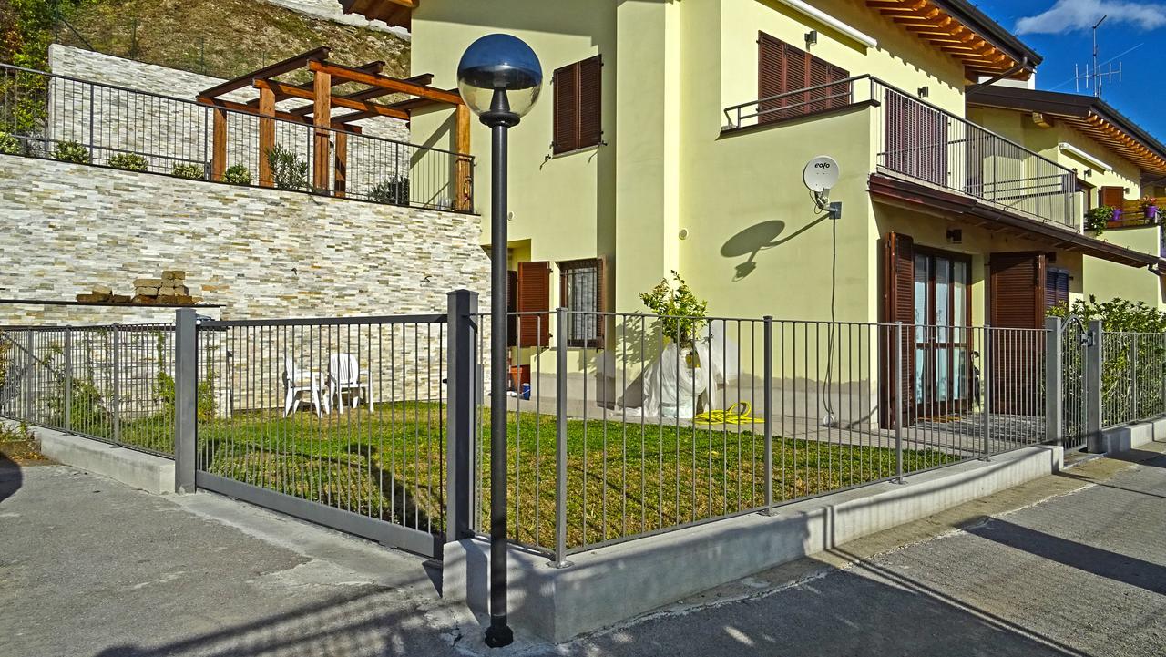 La Quiete17 fenced garden apartment by Gardadomusmea Tremosine Exterior foto